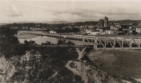 Vista de Pontevedra desde el Puente de la Barca 1919